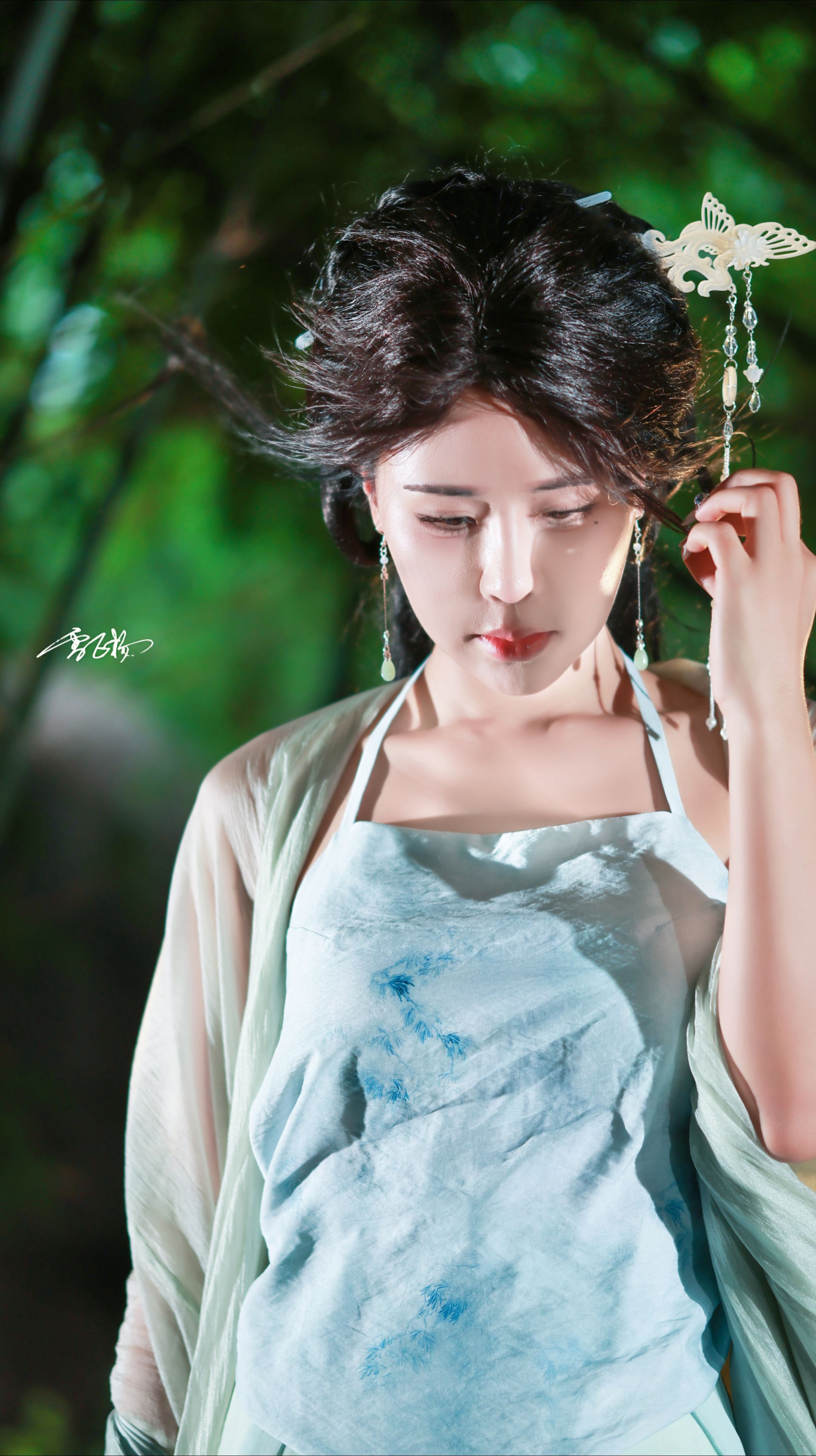 冷清感汉服小姐姐