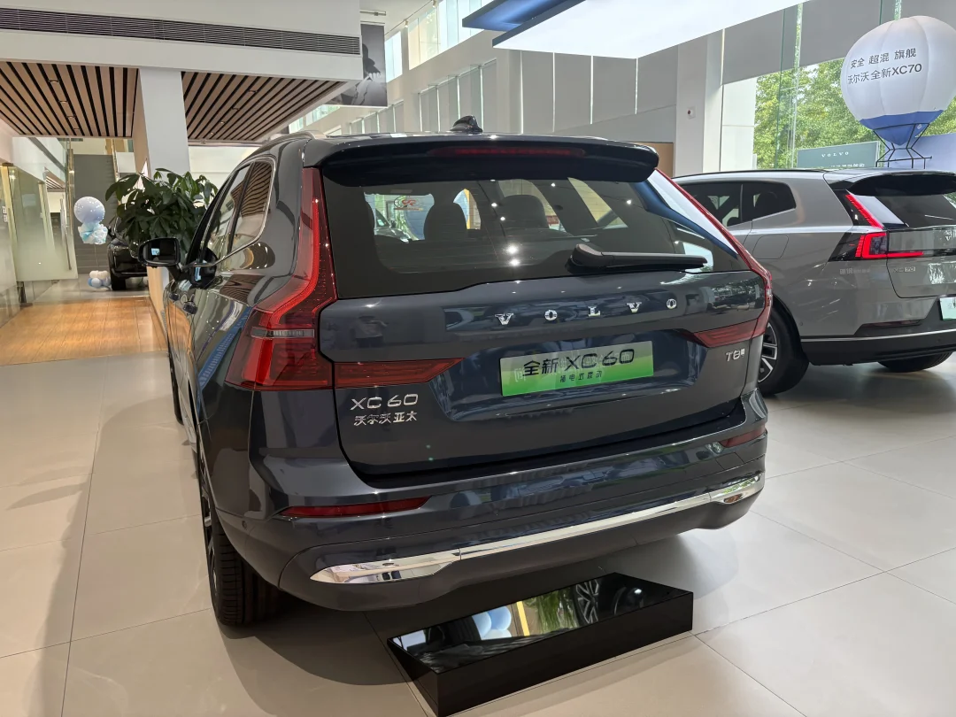 全新 XC60 低调好开的北欧 SUV✨