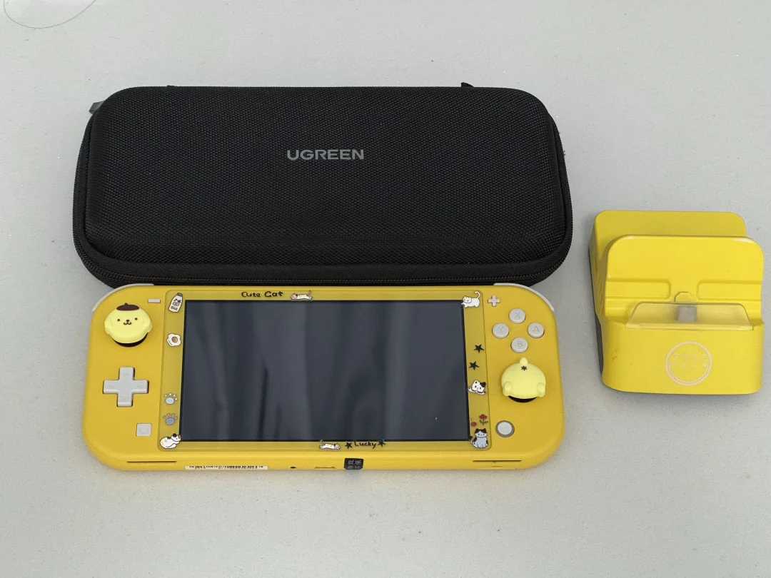 出台switch lite小黄
