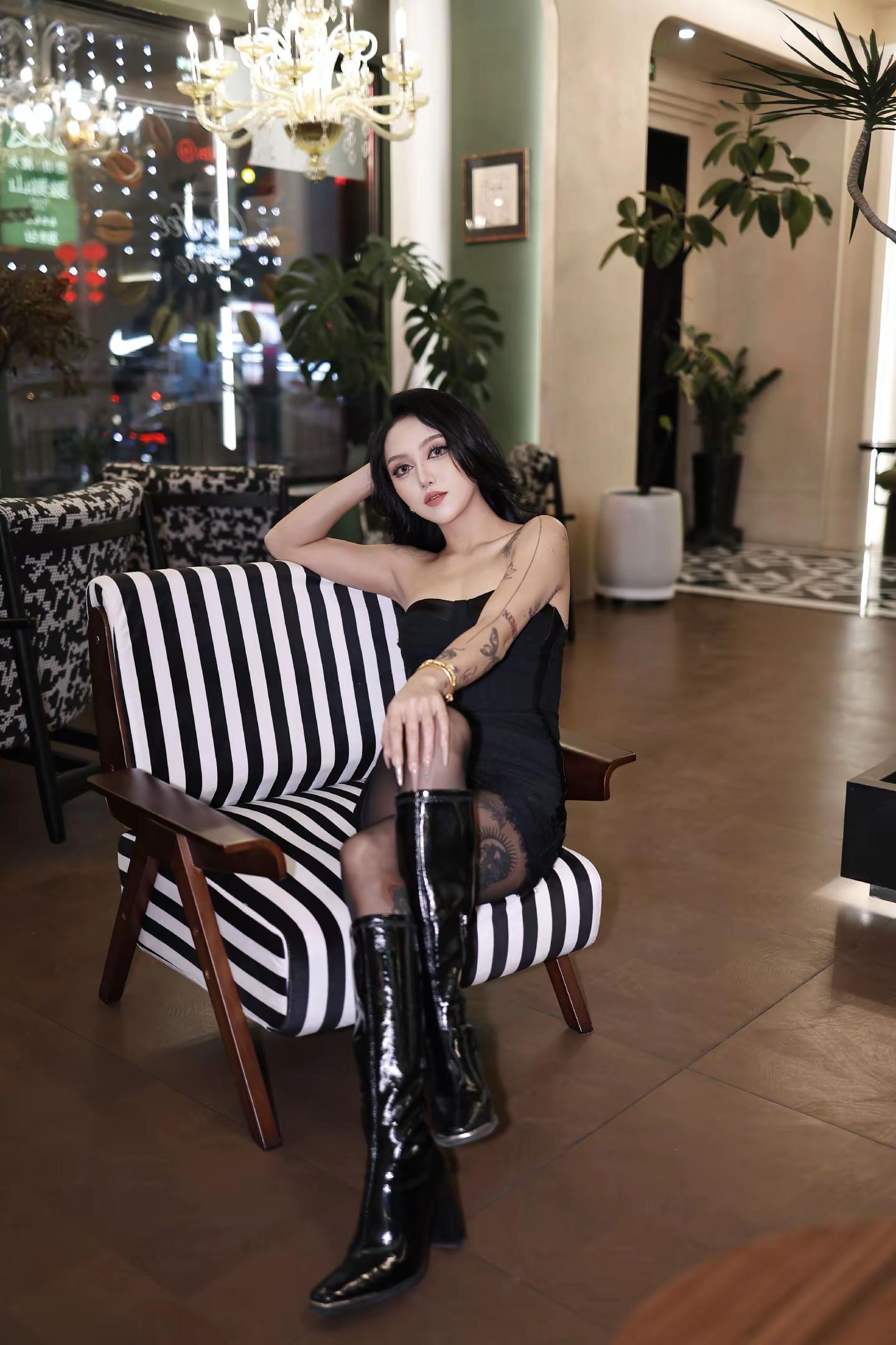 <p>御姐 辣妹御姐穿搭 辣妹穿搭 <!--{img:0}--><!-...