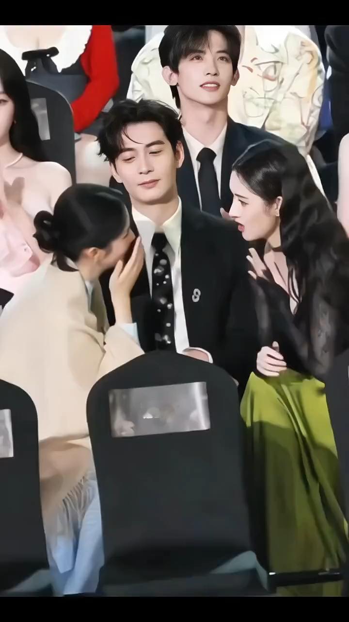 星光大赏周也王玉雯陈星旭也太逗了吧！