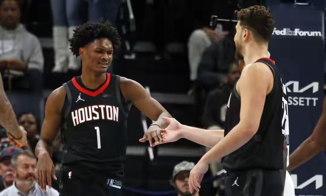 火箭今夏真要大拆队了，杜兰特恐已打完最后一战  4月28日，火箭还没出...