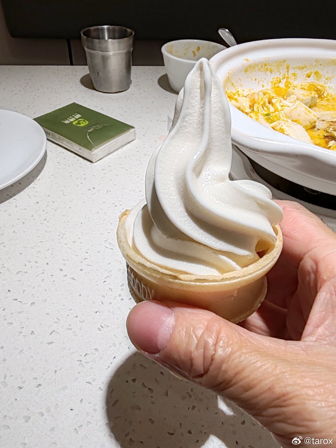 #今日伙食# 
早餐：今天是预制菜，蛋皮寿司，坚果馒头，玉米汁
午餐：拌菠菜，五花肉炒笋，拌花蛤，拌毛木耳，炒佛手瓜
晚饭：醉得意 ​
