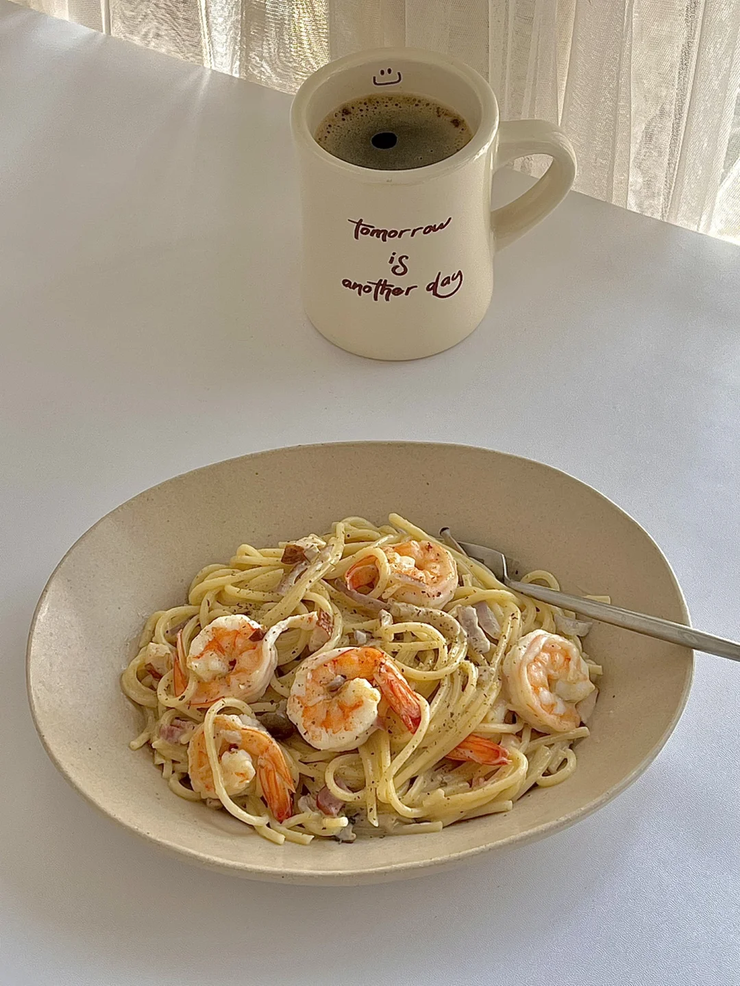 ☀️周末的早午餐｜低卡饱腹奶油虾仁培根意面