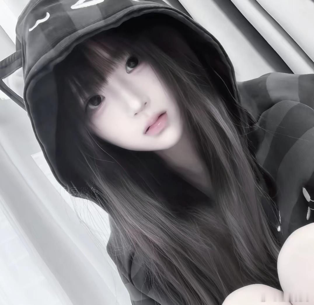 𝐖𝐞𝐂𝐡𝐚𝐭头像｜女生头像｜优质女头｜高清头像｜氛围感女头 丨ins 丨高级感  

ins风｜灰色系｜背景图 

𝑾𝒆𝑪𝒉𝒂𝒕 :温柔干净的微信头像˗ˏˋ🧗ˎˊ˗

              人生荒芜所以春天周而复始。
图源网络侵删. 

​​最近爱用的聊天背景图₊⁺ ꒰১ ♡ ໒꒱ ⁺₊  ​