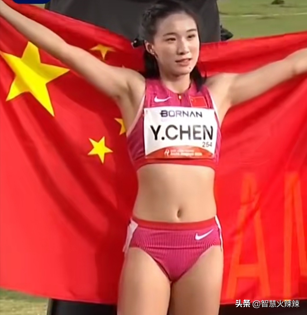 名古屋亚运9月27日:中国队斩获12金
 
名古屋亚运会9月27日角逐，中国队收获12枚金牌。
 
田径赛场亮点十足，陈圆将男子110米栏夺冠，严子怡女子标枪破亚运纪录。国乒林诗栋/黄友政男双取胜，王曼昱拿下女单金牌。跳水、花游再添金牌；滑板、小轮车项目也传来捷报，孙思蓓夺得自由式小轮车中国队亚运首