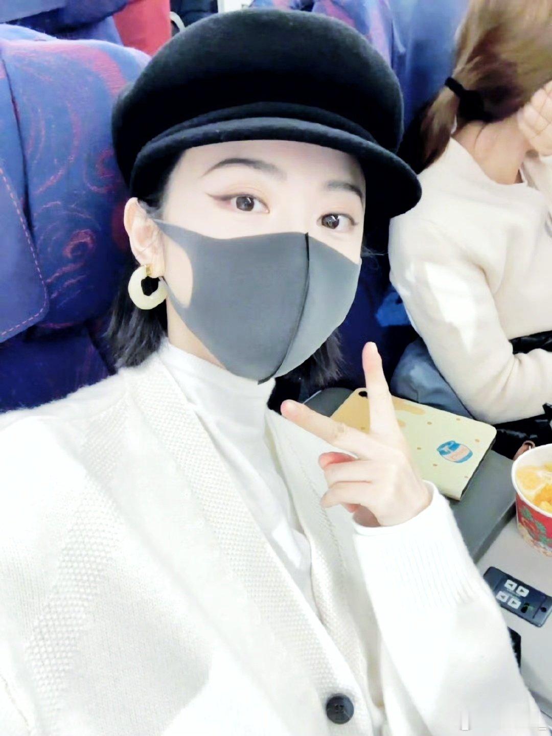 #景甜[超话]# jt#景甜孟千姿# jt#景甜龙骨焚箱# 

好想你呀    甜宝宝.[心]
   修^_^

​