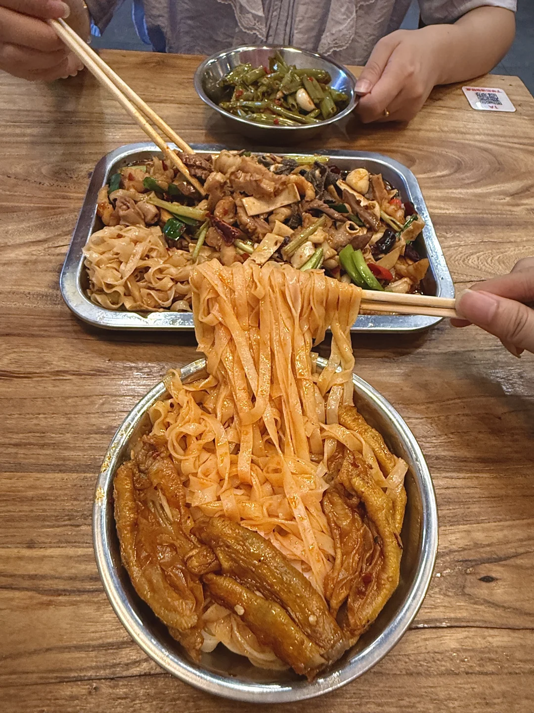 真希望坂田多一些这样地道广西粉店…
