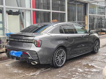 临近下班<br />再卖一台领克03<br />库存不足 高价收购全系