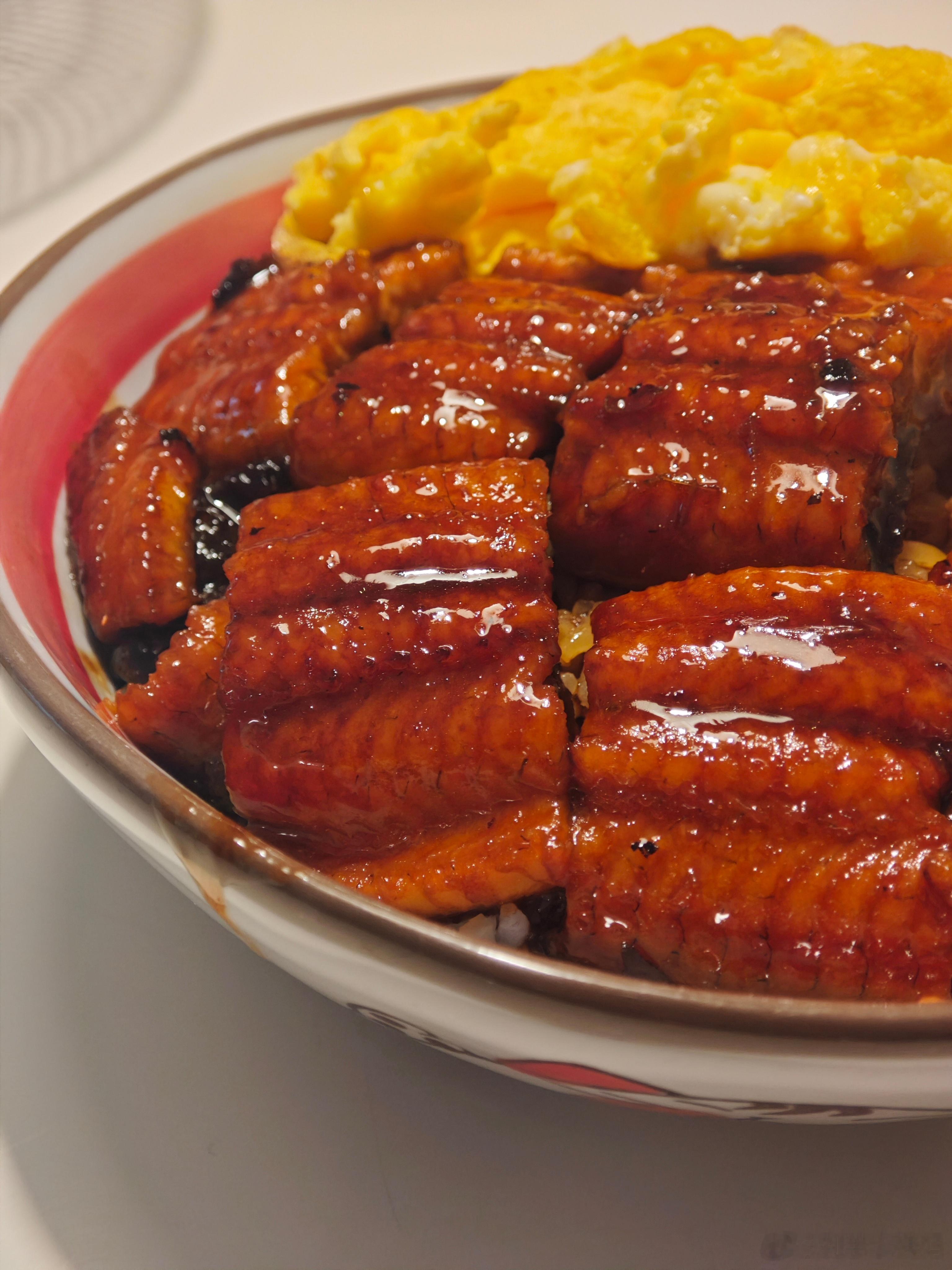 蒲烧鳗鱼饭0失败教程！  哦莫哦莫，鳗鱼饭简直太好吃咯！非常好做的一道...