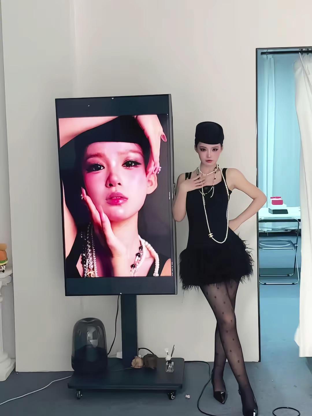 Like JENNIE!!  Jennie钓系小野猫写真