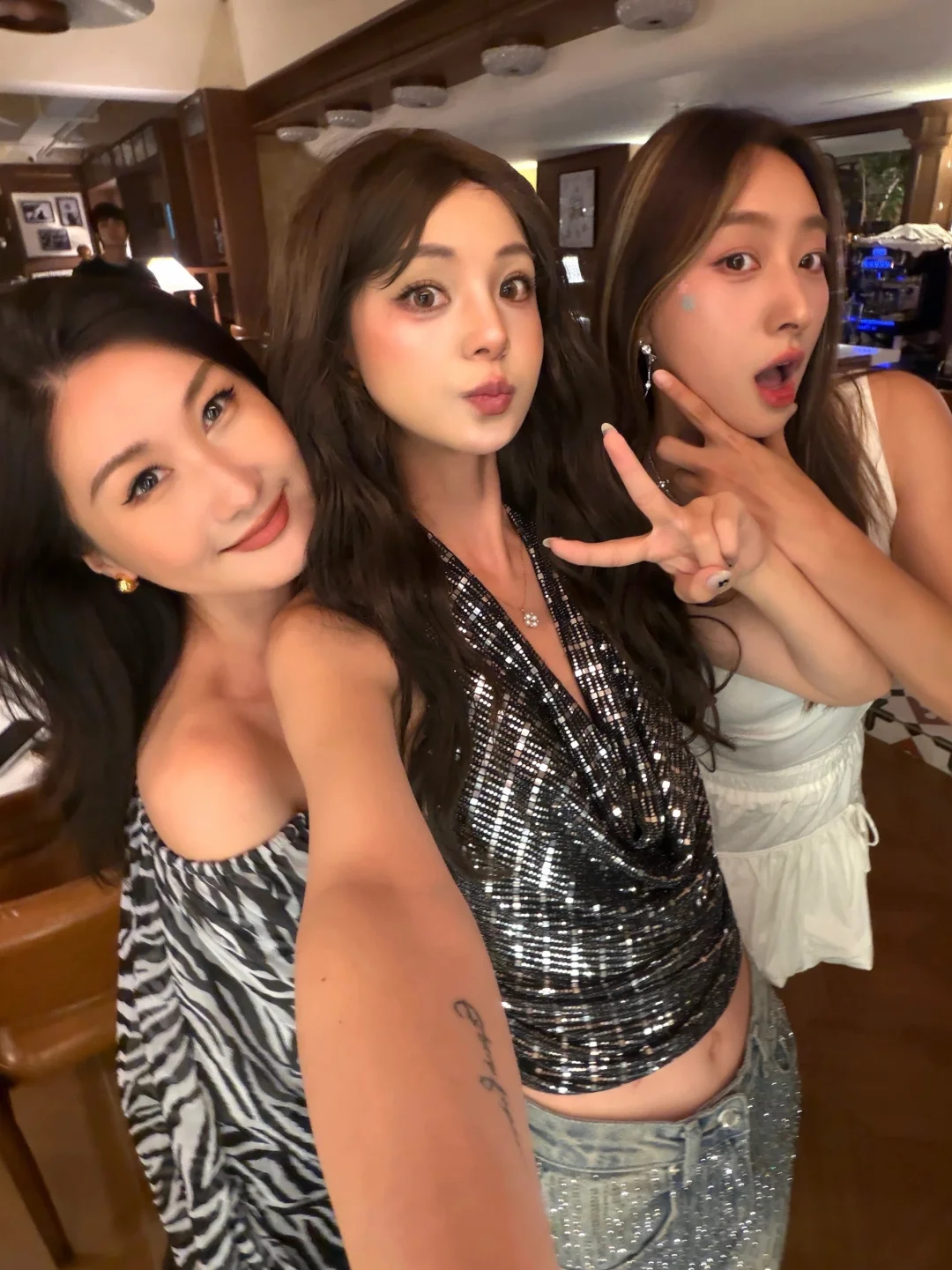 好朋友是生活的解药🥂