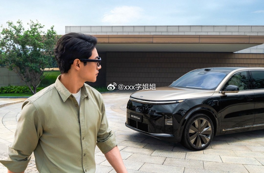 #理想汽车# 理想AI眼镜 Livis：控车有一手，不用你出手 分享 理想AI眼镜Livis 的文章 ​