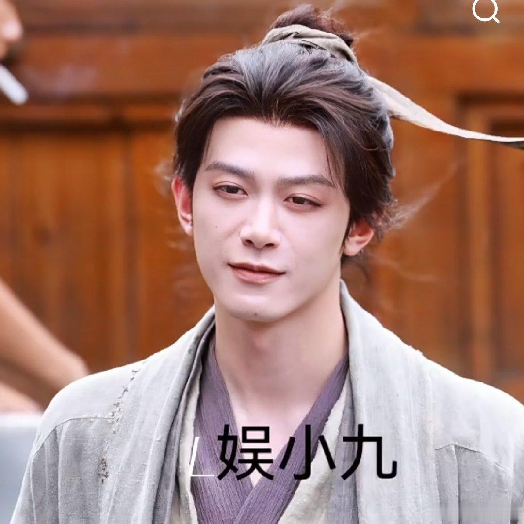 镜子的两面 ​