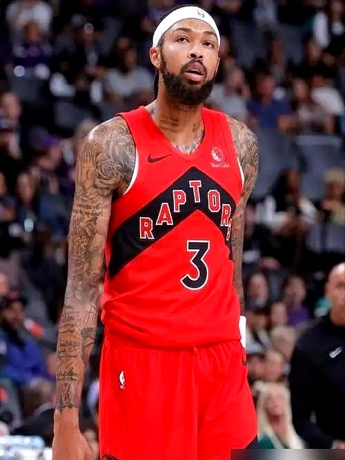 输22分！哈登和米切尔的骑士队，突然就不会打球了？  主场刚2-0领先...