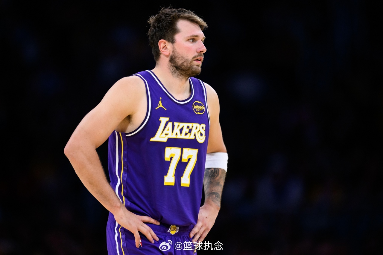 大莫：这支湖人会软得离谱  湖人连续进行四笔引援，分别引进凯斯勒、马穆...