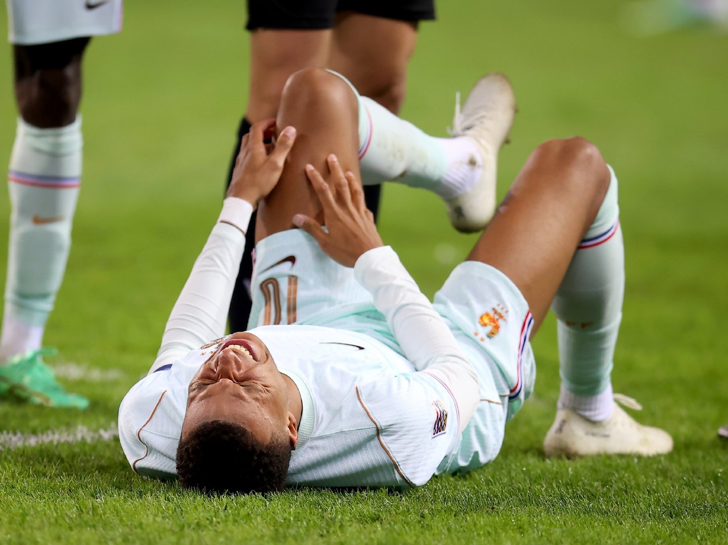 🚨阿斯报：姆巴佩的伤情不容乐观，完整检查结果将在5小时后公布。

#halamadrid# ​