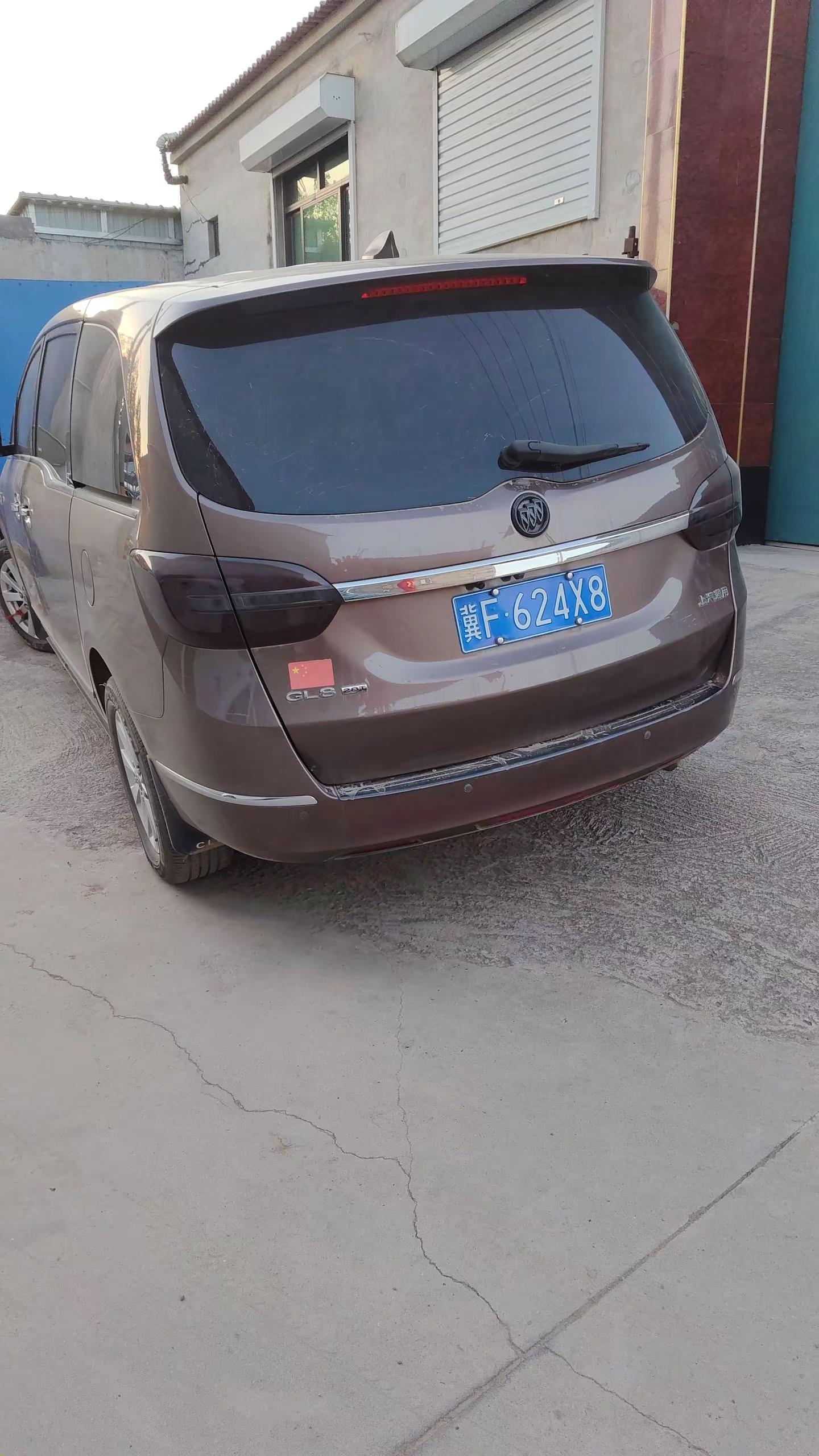 别克商务车 gl8的魅力 商务车私家车 别克gl8外观