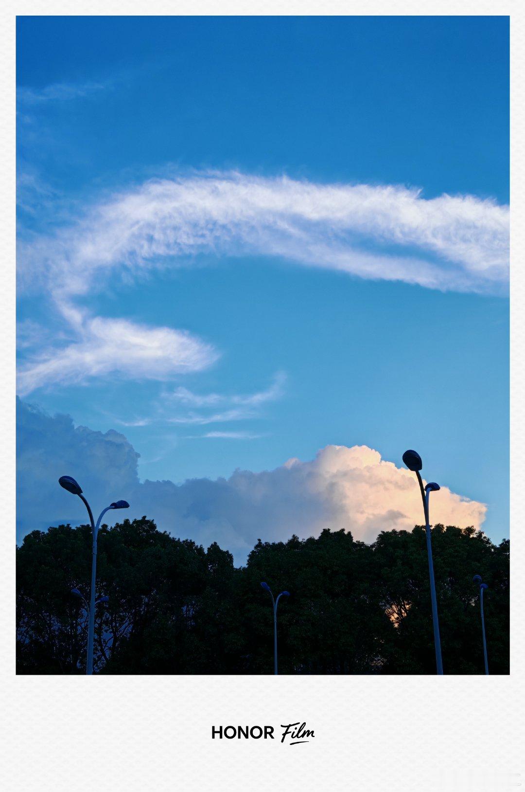早ﾉ☀

感谢来自 的分享～

#荣耀[超话]##每天早起打卡##荣耀手机影像计划# ​