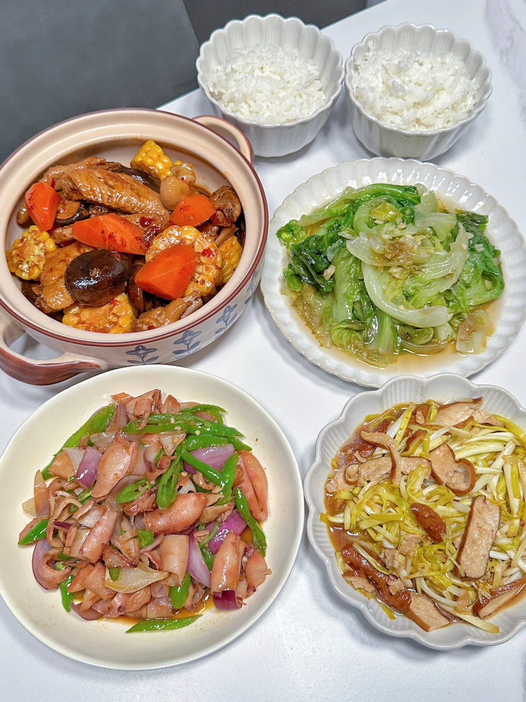 ✅晚餐分享｜鸡爪鸡翅煲➕韭黄豆干➕蒜蓉生菜