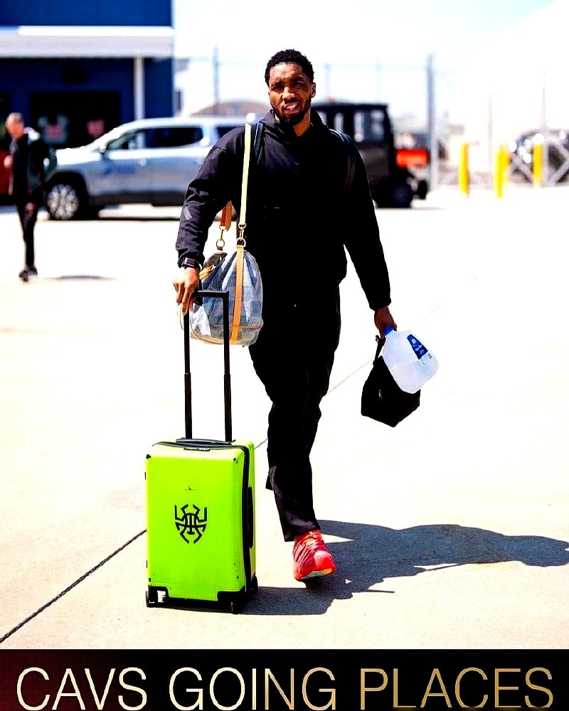 主场球迷的声音，真能当饭吃？  骑士队带着2-0的领先优势，浩浩荡荡开...