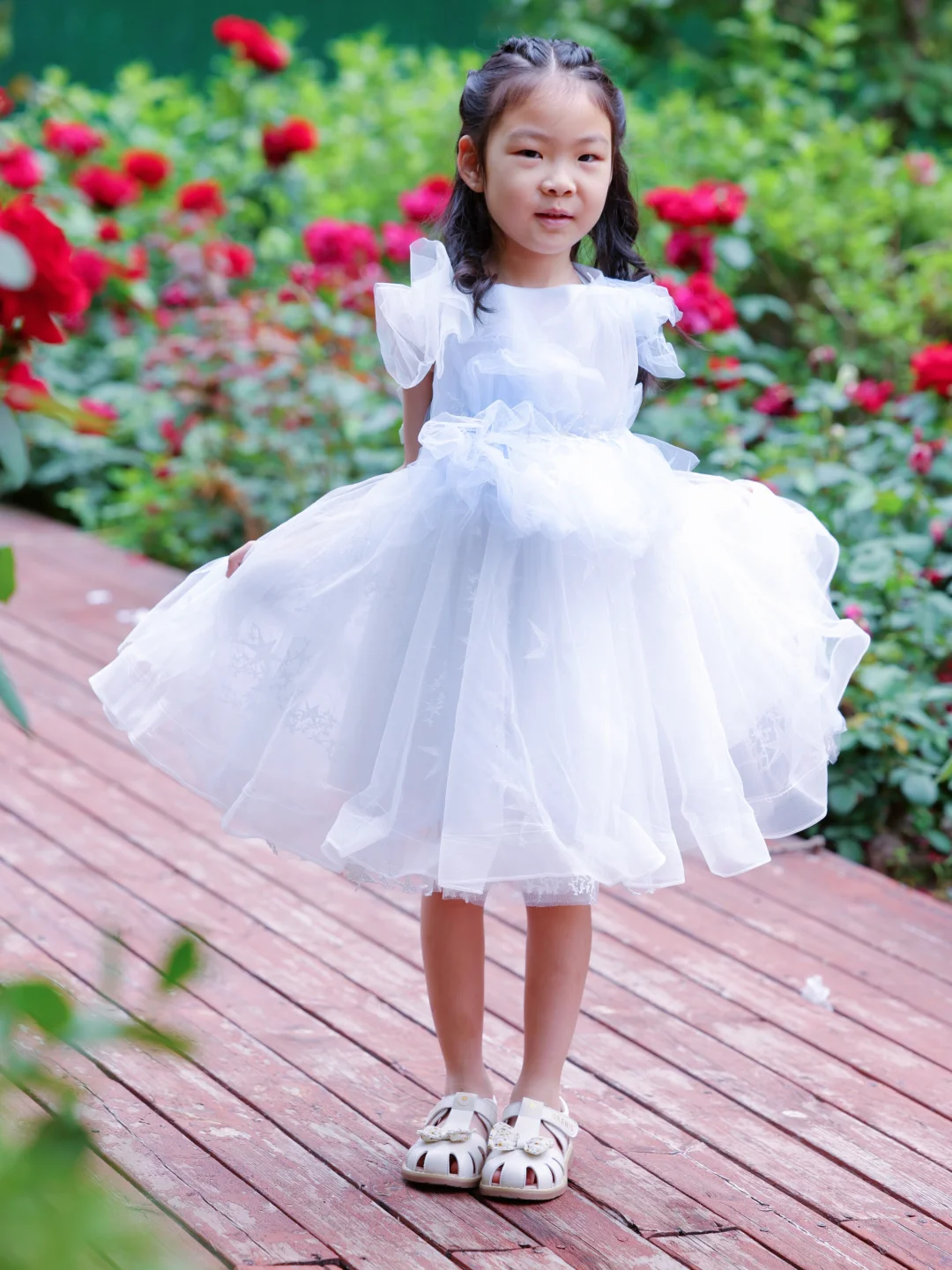 再不穿公主裙，她都要长大了