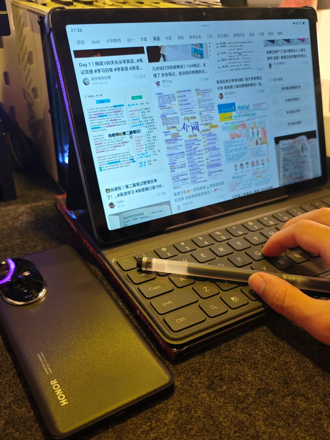 学习有救了，一面是平板，一面是学习机~