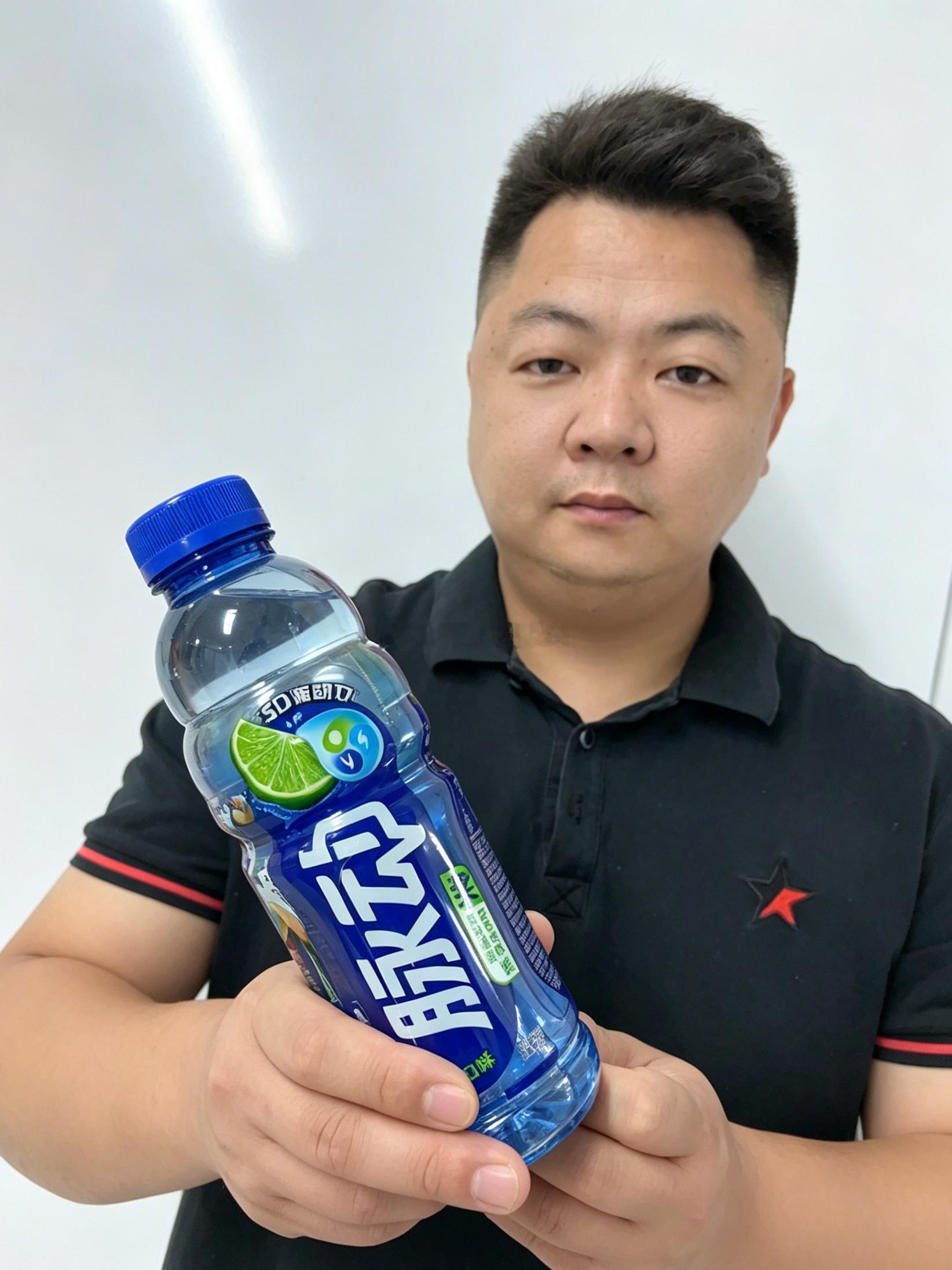 为阿根廷队补水蓄力 谁懂啊！2026美加墨世界杯火热开打，属于足球迷的...