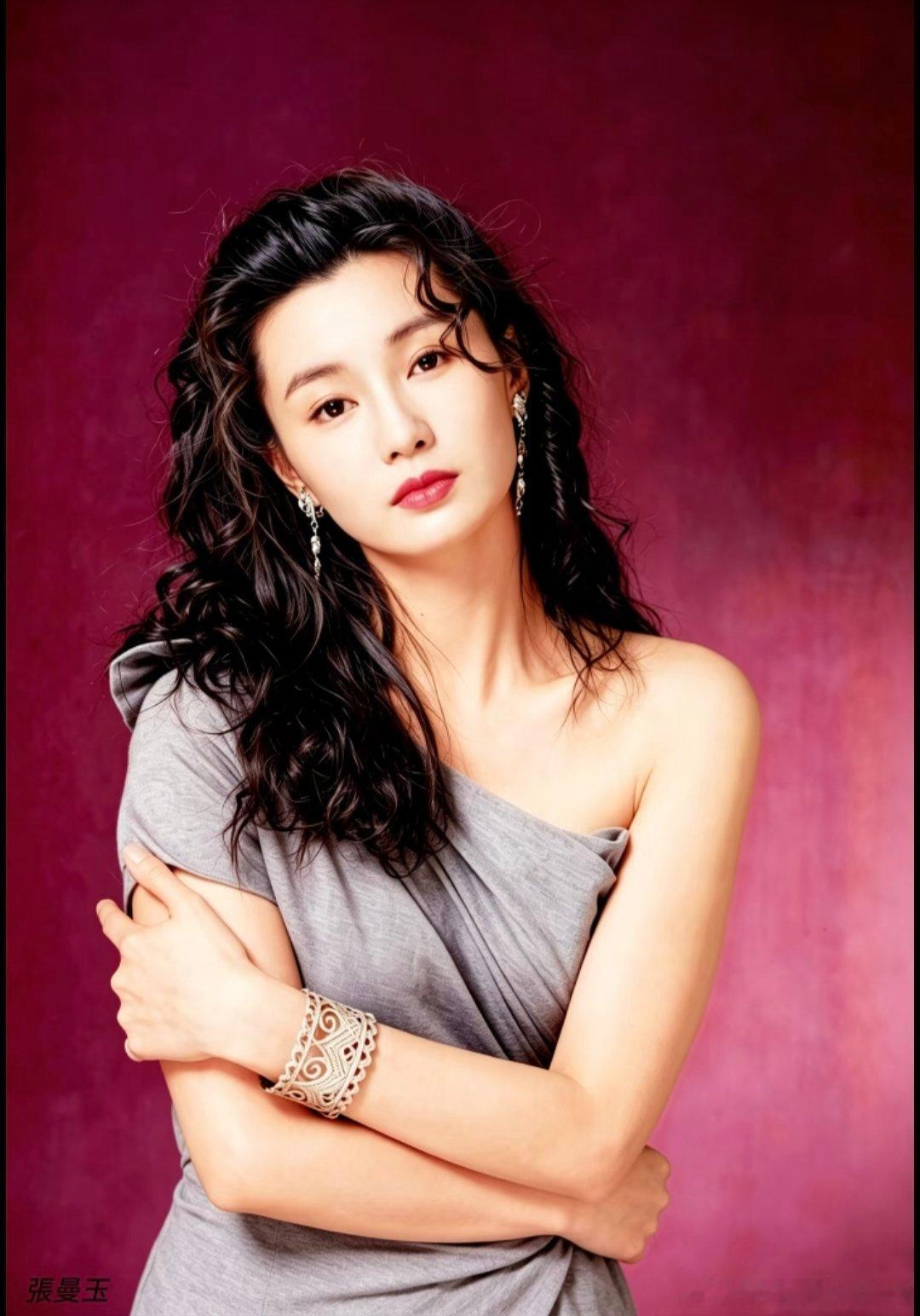 香港影坛获奖最多的女艺人：张曼玉 ​