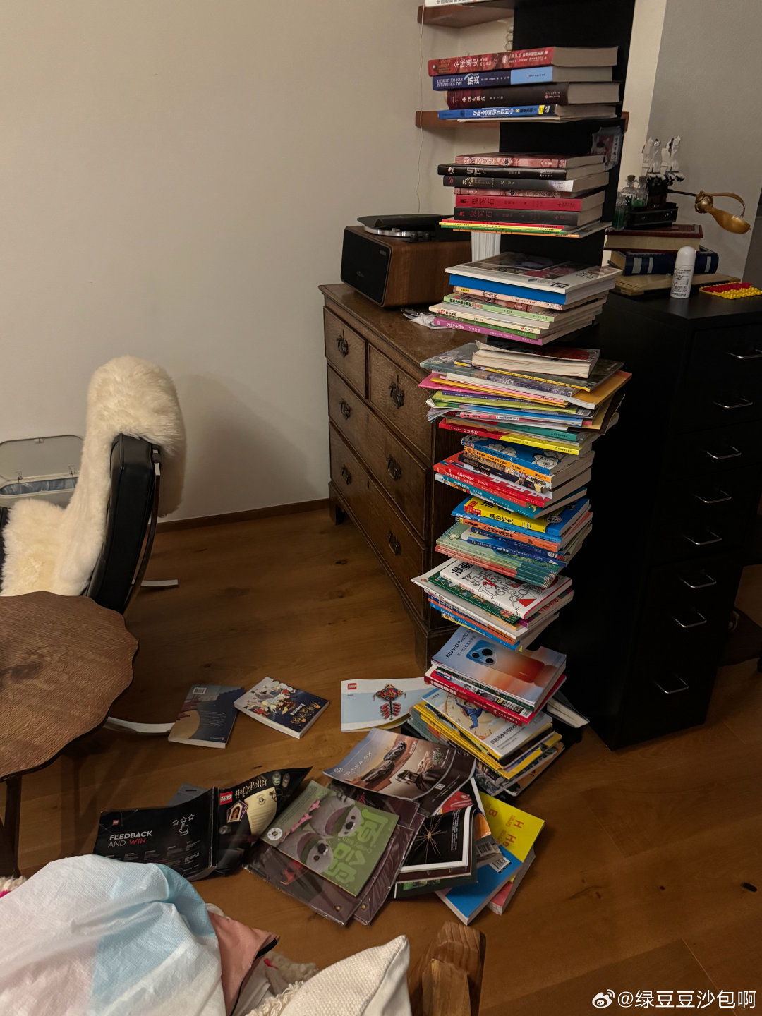 下班前一刻还兴高采烈…
震就震了，干嘛还要让我继续干活？打工人天塌了。 ​