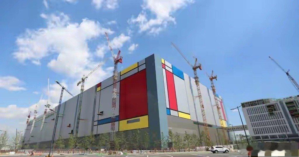 雷军都喊内存太贵了，这信号比发布会本身还重要。内存厂以前是求着手机厂用货，现在AI服务器把颗粒全吞了，轮到手机厂被动接价。 ​