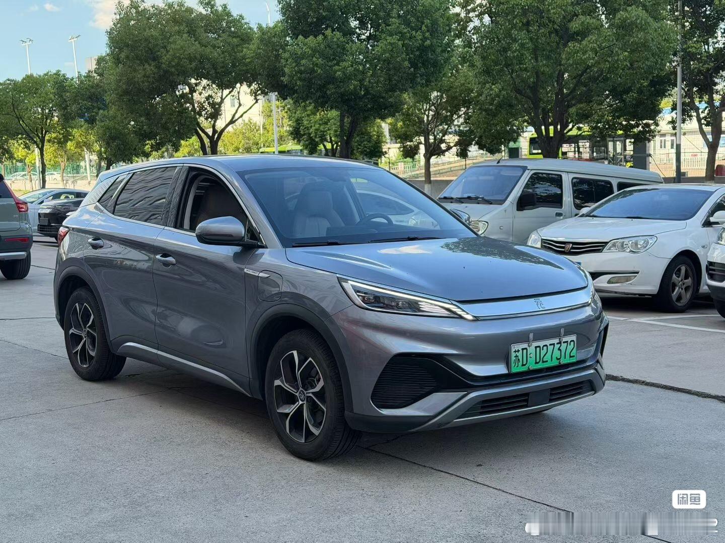 比亚迪的新款元Plus EV冠军版510km领先型纯电动紧凑型SUV车（攀岩灰色，比亚迪永磁同步电机，郑州弗迪磷酸铁锂刀片电池，纯电续航510km，纯电动固定齿比变速箱，多功能方向盘，电子挡把换挡，全液晶仪表盘，定速巡航，电动仿皮座椅，自动空调，热泵空调，后排出风口，温度分区控制，电动助力，触控液晶 ​