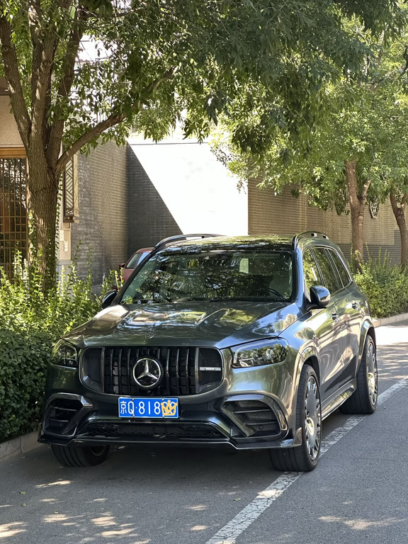奔驰巴博斯gls900