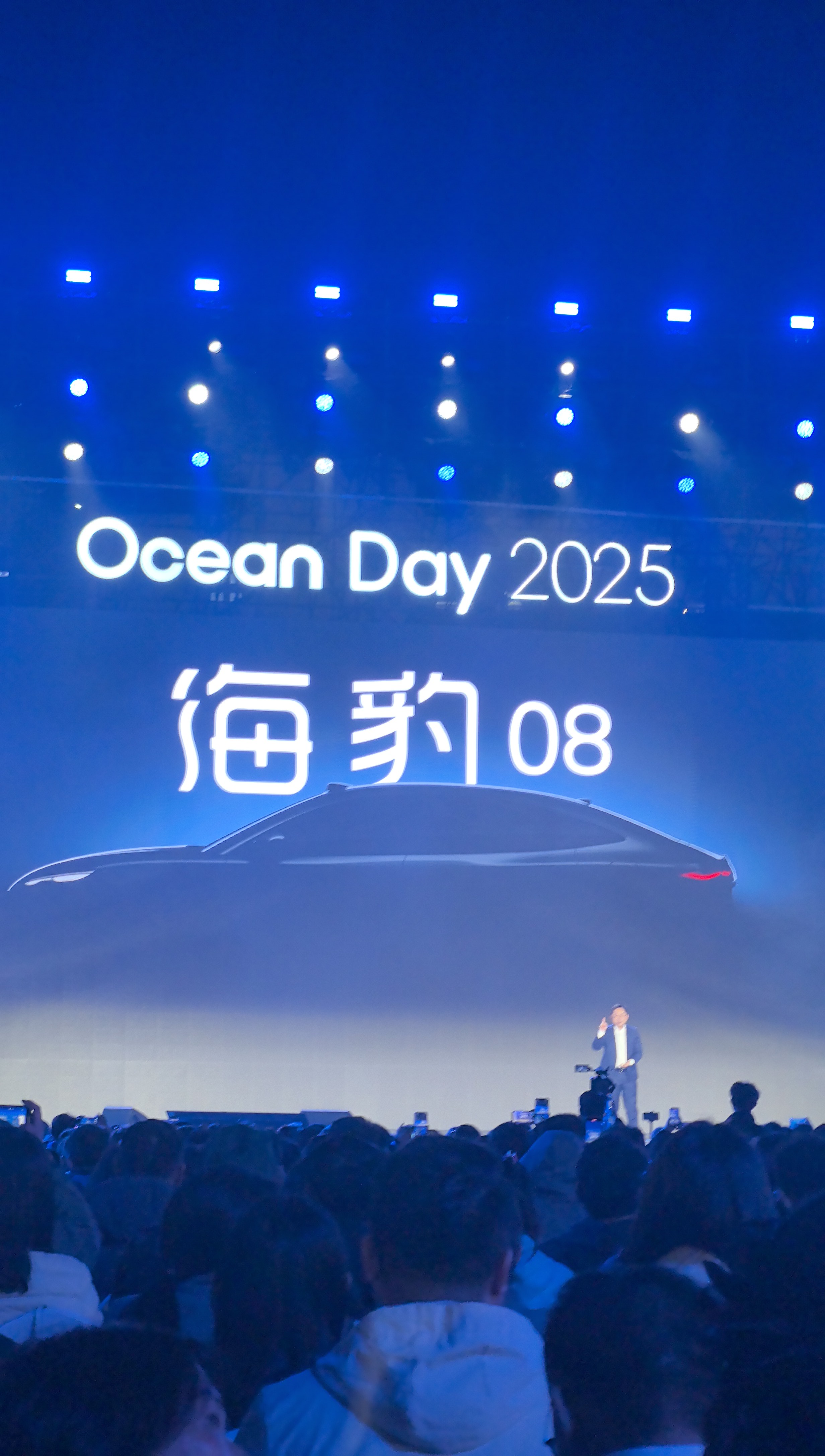 就这个数量，车主们都是拿真金白银来支持的。而比亚迪也用安全，科技...