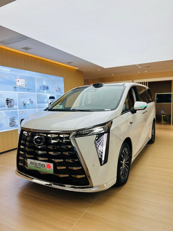 ✨家用商务双在线｜向往M8 PHEV L真香MPV