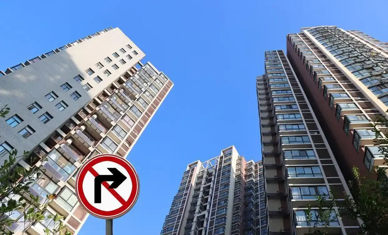 7月份70城房价数据出来了，有个信号值得关注。

国家统计局公布的数据显示，70