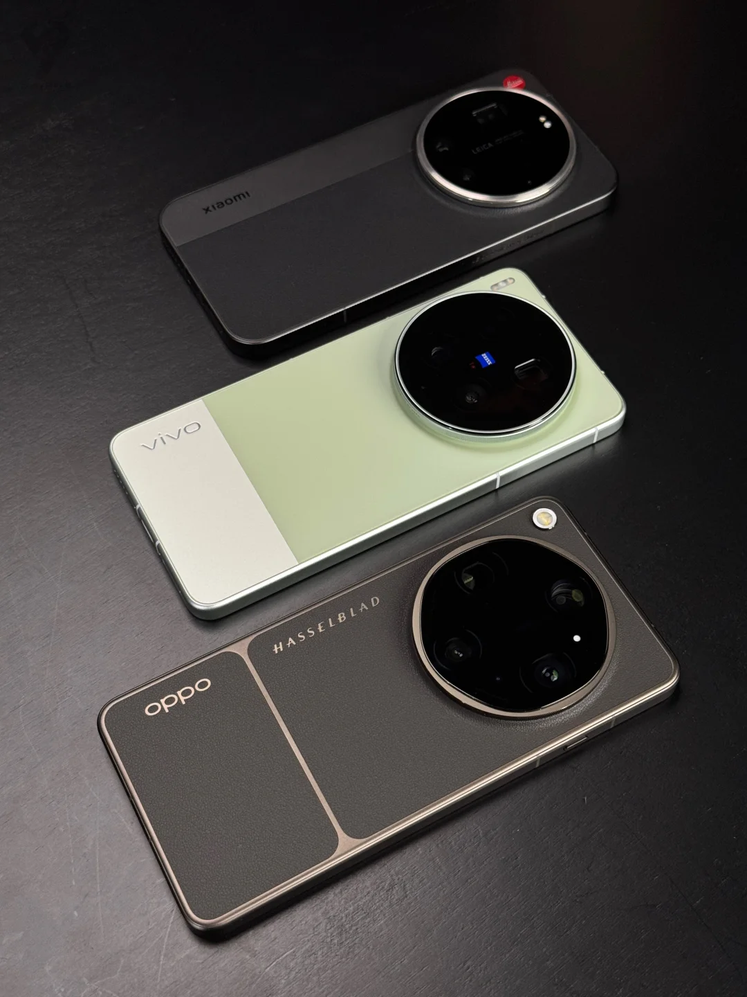 小米/vivo/OPPO三大Ultra高端影像旗舰合影