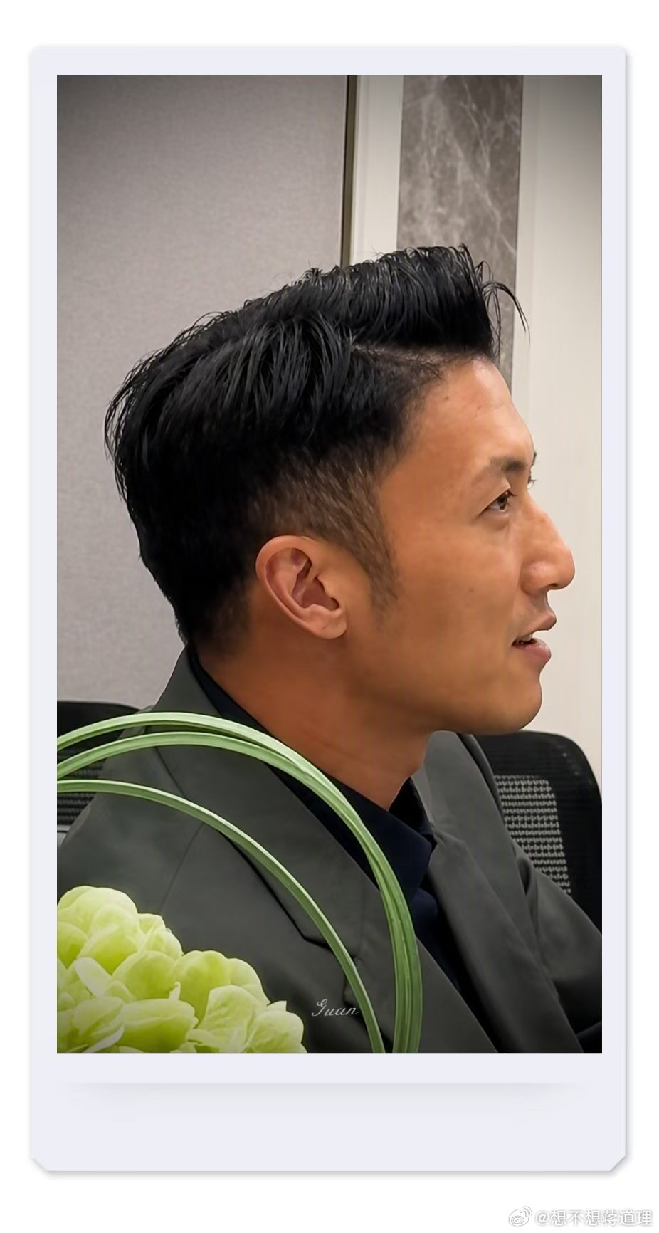 本人太帅了，值得我单独发个博
#谢霆锋# ​