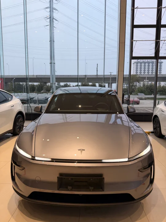 22.95w 起提 Model Y，错过真亏