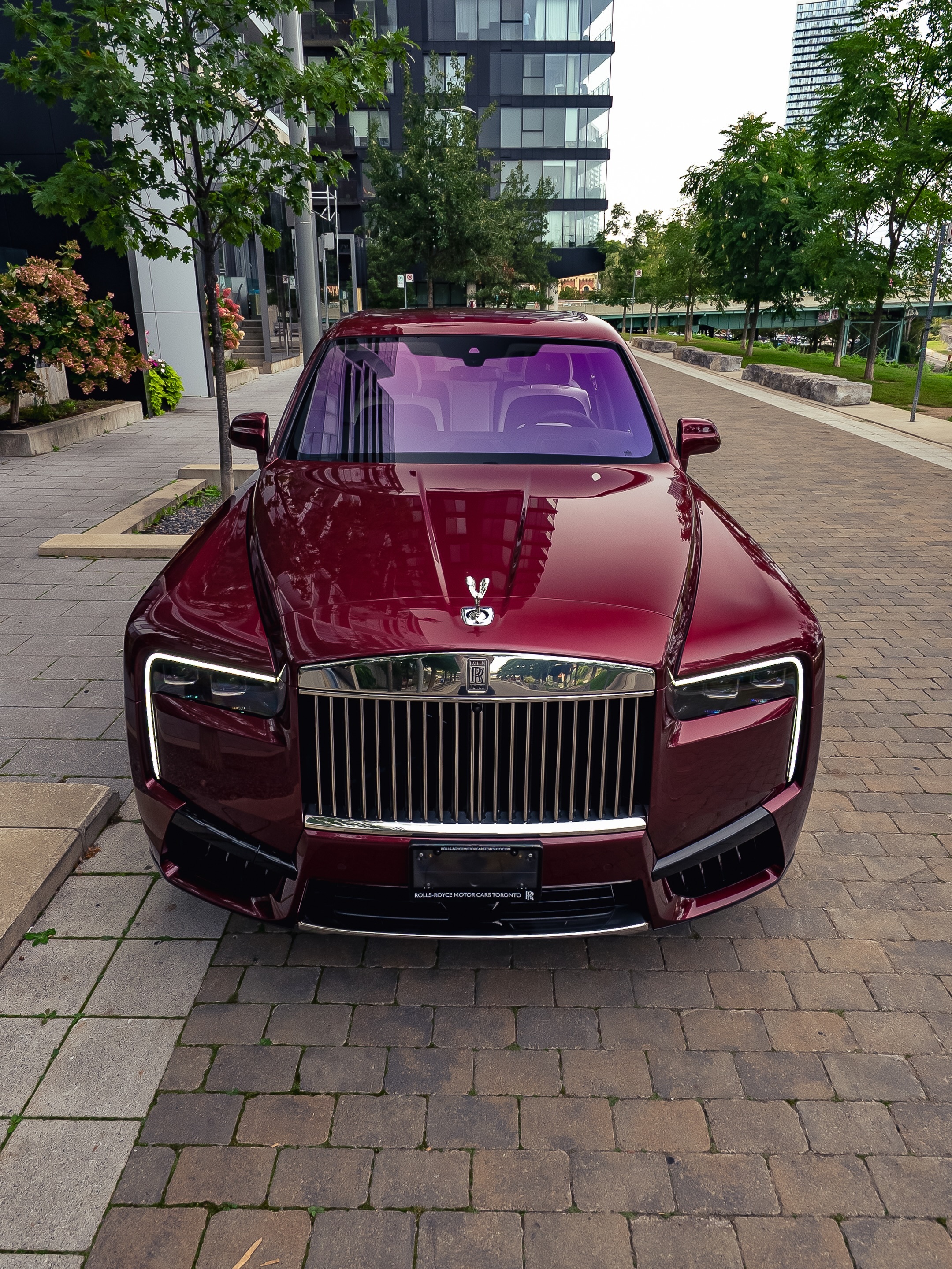 劳斯莱斯Cullinan
#汽车[超话]##汽车视觉##大v聊车##cc# ​