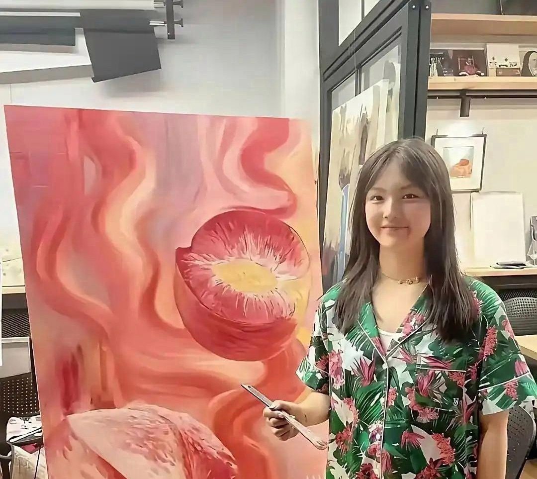 左边是冯‏小刚女儿的画﻿‎，右⁠边是李湘女‍儿的‎﻿画，大家觉得她‏俩‎‏在绘画‎上有没‍‌有天﻿‏‍赋。 #一看到孩子就知道爸爸长啥样# ​