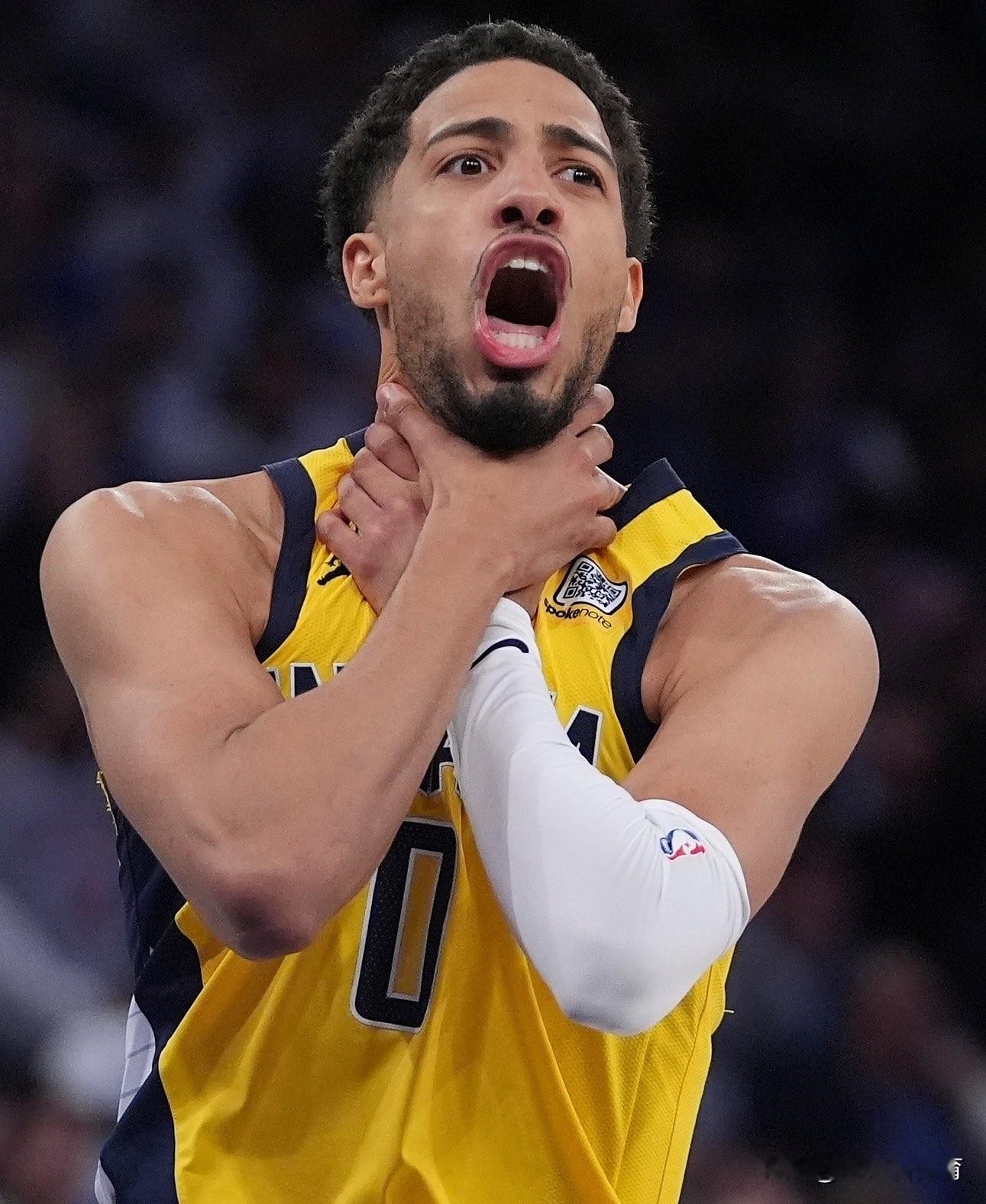湖人活塞被看衰！ESPN点名步行者爵士成新赛季两大黑马
ESPN预测了新赛季NBA哪些球队会超出外界预期、哪些会低于预期：
超预期黑马：步行者、爵士
低于预期令人失望：湖人、活塞

湖人纸面星光璀璨，但角色球员实力平平，一旦东契奇遭遇伤病，球队立刻会失去竞争力；东契奇加盟后，外界对湖人争冠期待拉满，