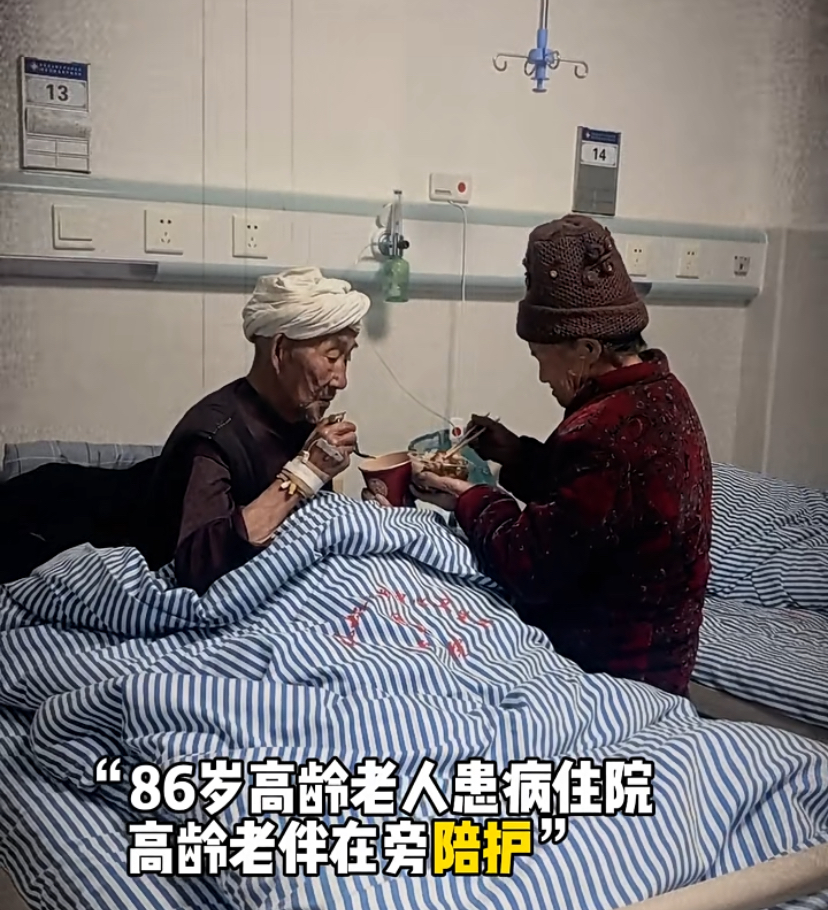 恩施，1护 士推开病房门看到床上一对夫妻的举动瞬间泪流满面！  到了查...