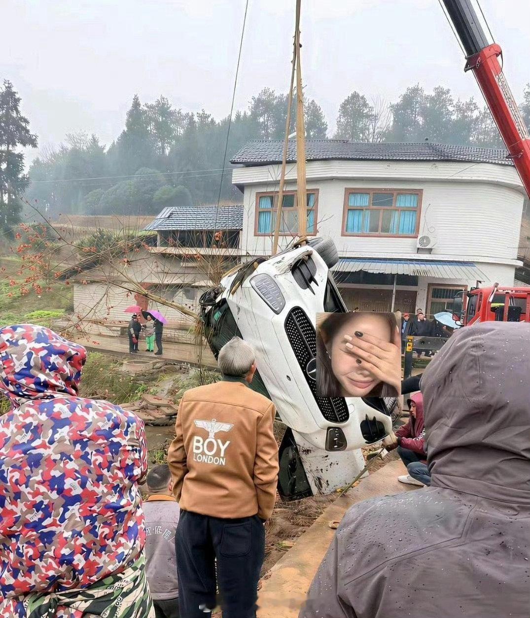 这下好了，全村都知道你买奔驰了 ​​​