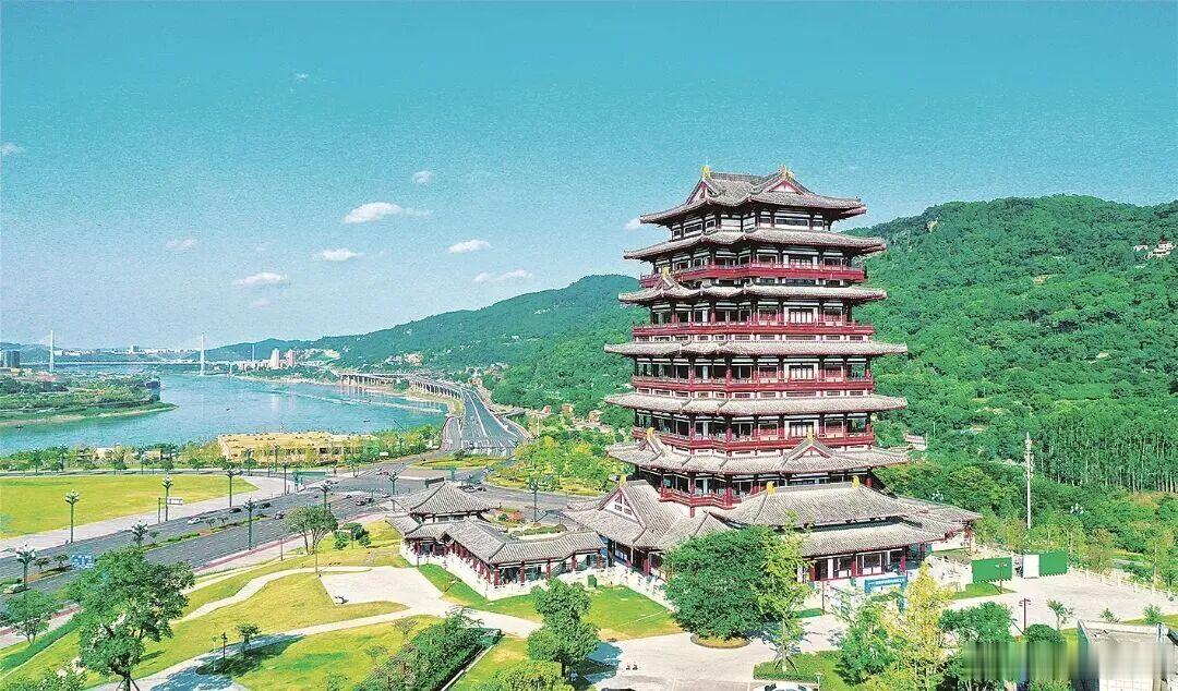 【 笔墨写江韵，文脉登高楼。宜宾东楼始建于唐，诗圣杜甫曾登楼赋诗“胜绝...