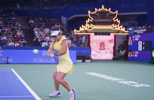 王曦雨 2-0 王欣瑜（中国德比），王曦雨进32强，王欣瑜止步。

施晗 2-1 伊埃拉（13号种子），进32强。

郭涵煜 1-6/7-6(6)/7-5 逆转12号种子科斯蒂亚，救赛点首胜TOP20，进32强。

张帅 0-2（3-6/0