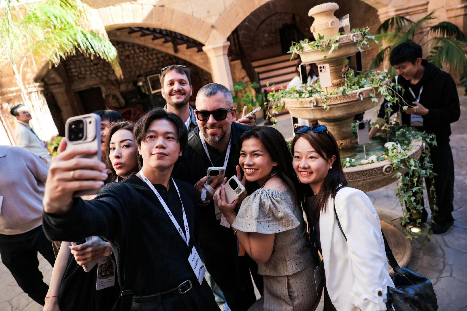#OPPO Find X10#系列正式登陆全球超过 60 个国家和地区，高端全球化越做越好了
#oppo原相机发力了# ​