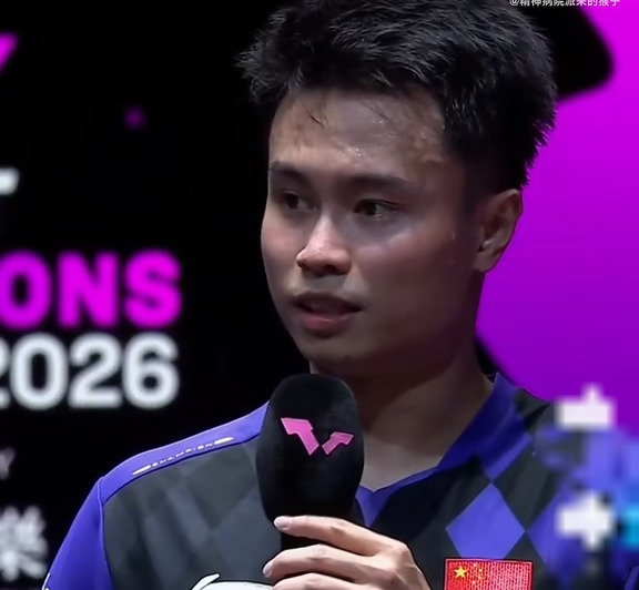 国乒终于赢球了！周启豪3比2邱逆转战胜党（比分：9，-10，-6，9，5）
晋级2026WTT澳门冠军赛男单十六强，应该说昨天的三连败不是国乒的正常状态，今天周启豪表现出色。
下一轮周启豪将对阵卡纳克贾哈，卡纳克上一轮淘汰了黄友政，期待周启豪能够有好的竞技状态，再接再厉再创佳绩。