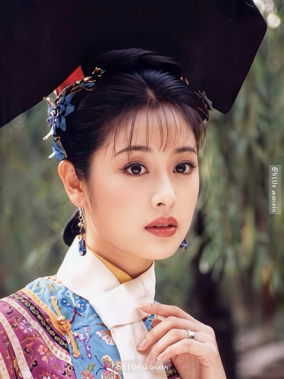 “让我们红尘作伴活得潇潇洒洒”