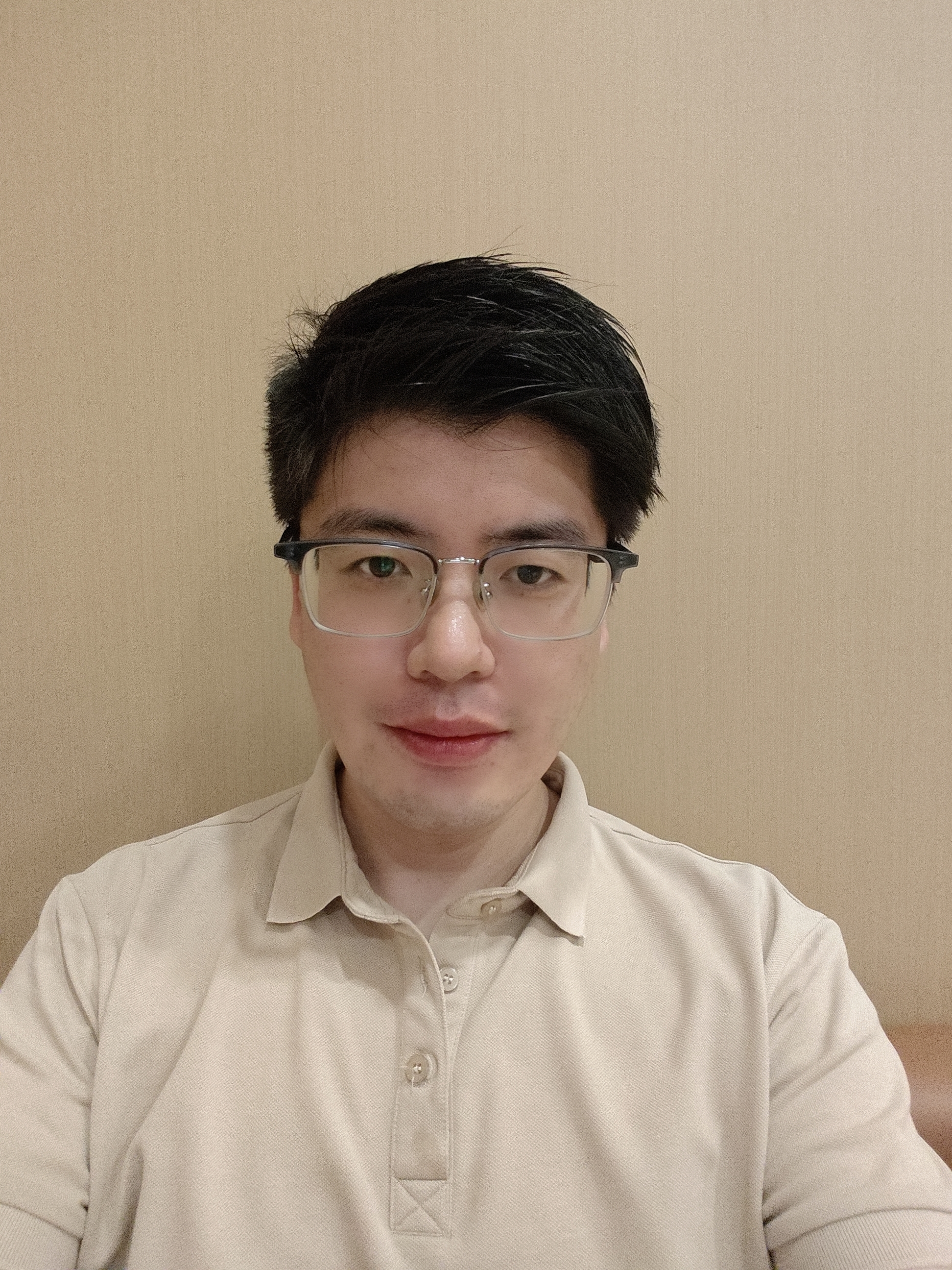 今天刷到这样一个视频
这个博主说和金牛座女生谈恋爱
要送小金条，因为金牛座的女生